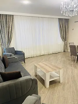 Kirayə verilir 3 otaqlı mənzil 110 m²