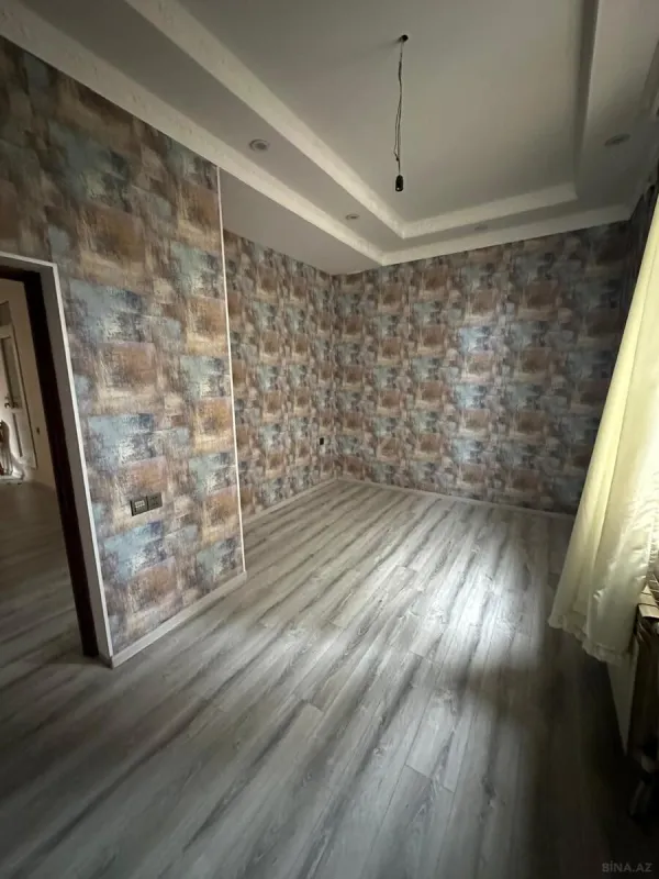 Satılır 6 otaqlı həyət evi 250 m²