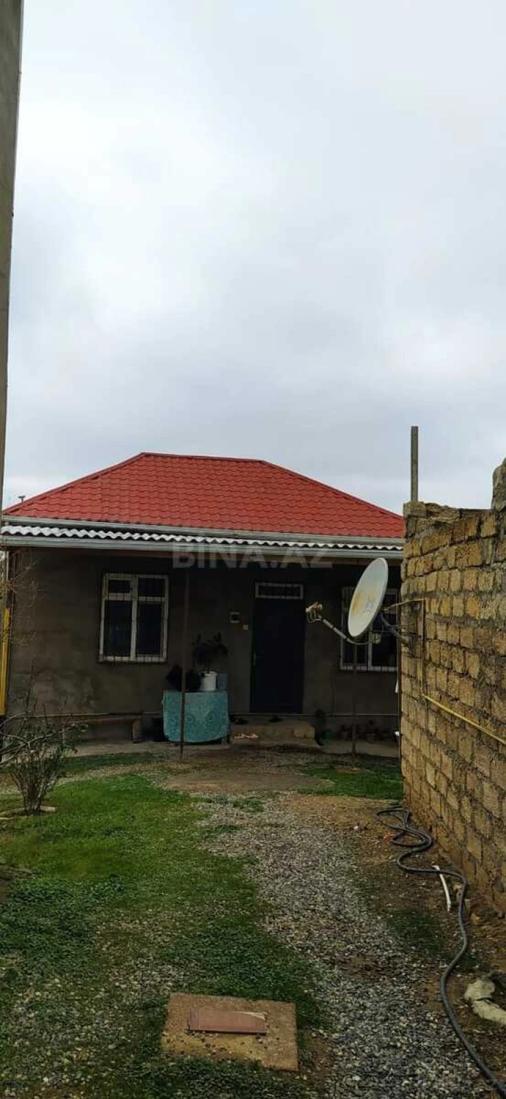 Satılır 3 otaqlı həyət evi 47 m²