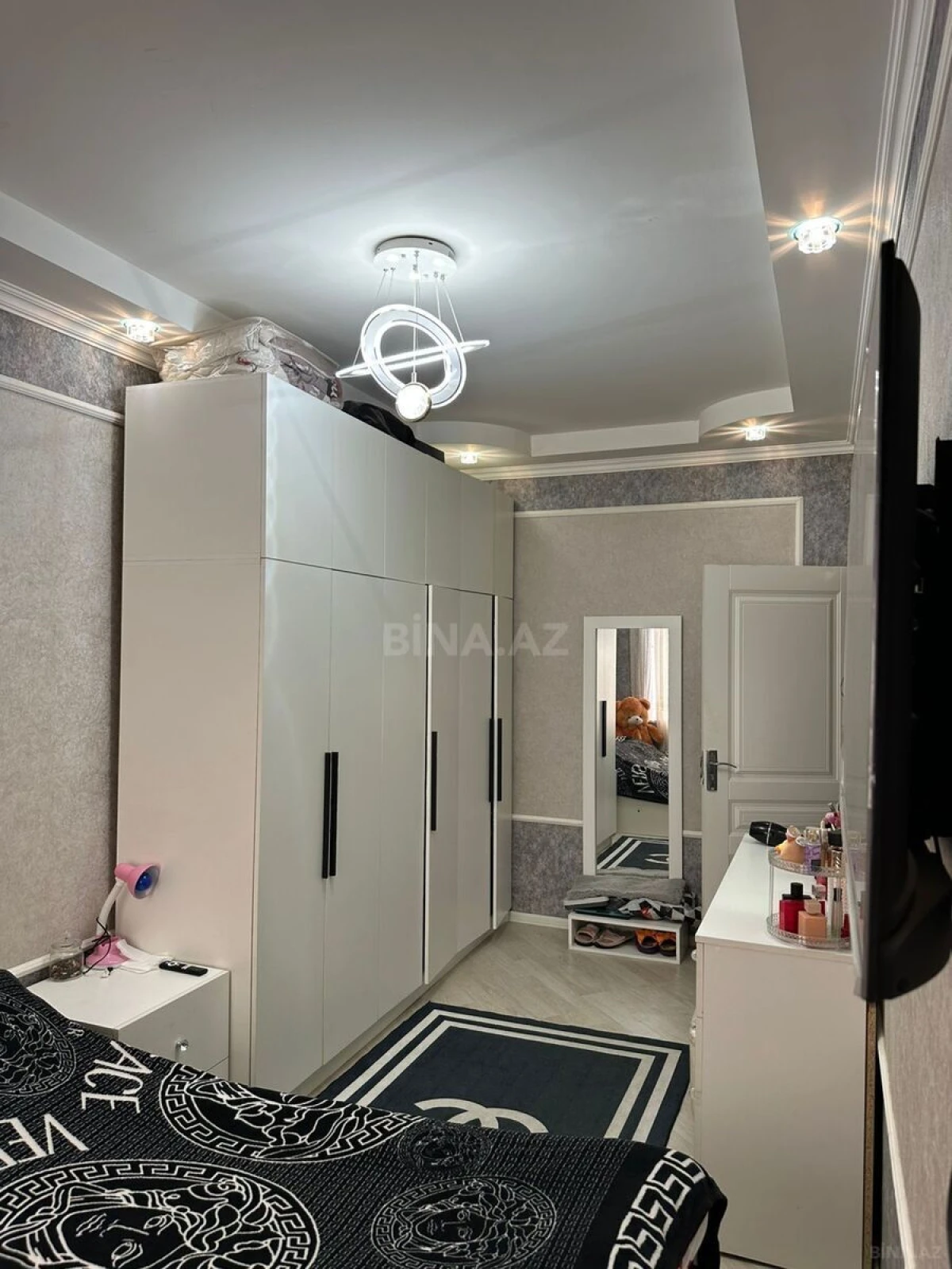 Satılır 2 otaqlı mənzil 65 m²