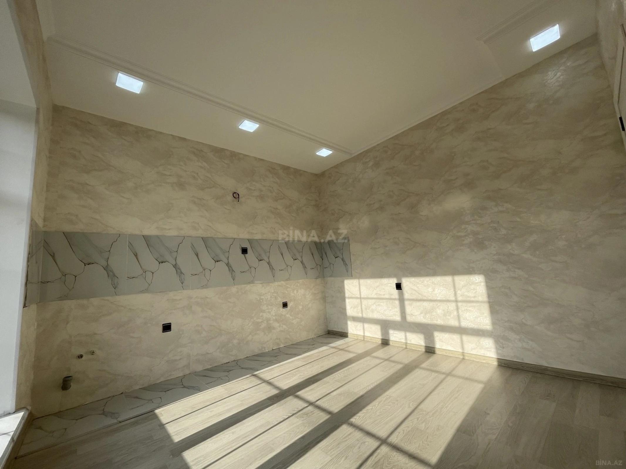 Satılır 6 otaqlı həyət evi 160 m²