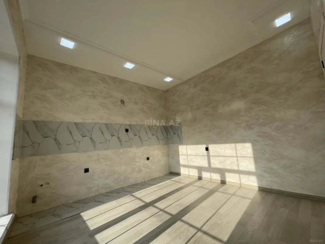 Satılır 6 otaqlı həyət evi 160 m²