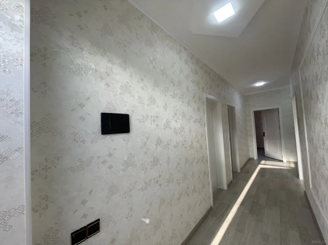 Satılır 6 otaqlı həyət evi 160 m²