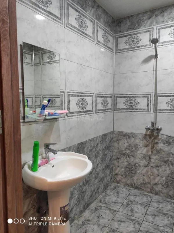 Kirayə verilir 2 otaqlı mənzil 55 m²