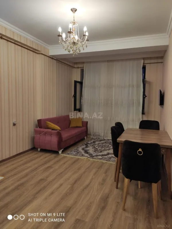 Kirayə verilir 2 otaqlı mənzil 55 m²