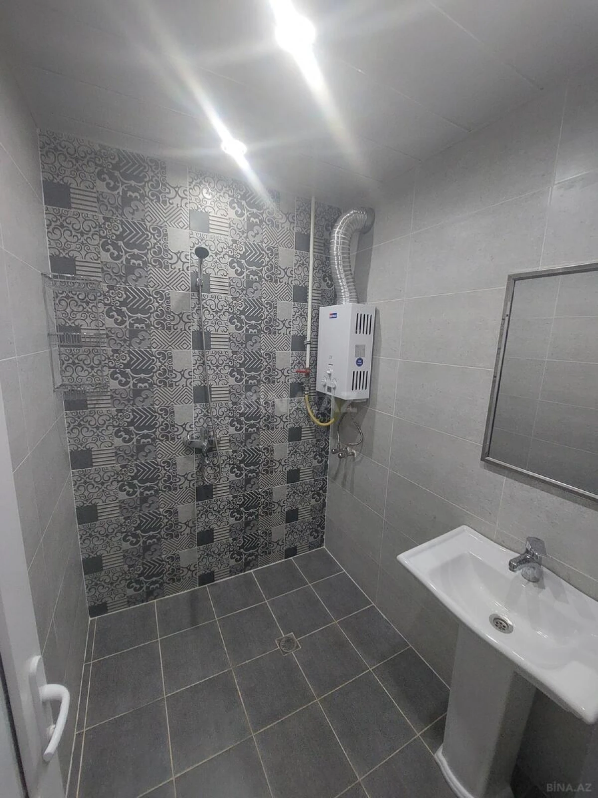 Satılır 2 otaqlı mənzil 38 m²