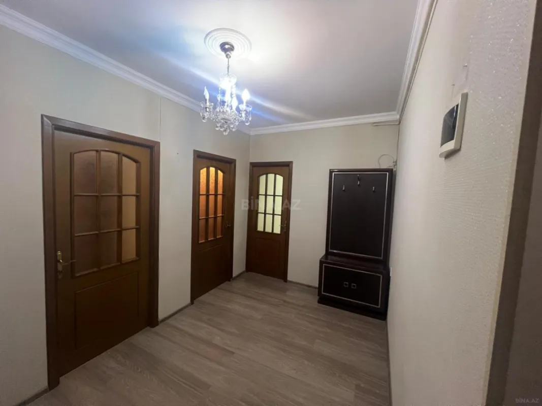 Kirayə verilir 2 otaqlı mənzil 65 m²