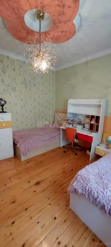 Satılır 7 otaqlı həyət evi 143 m²