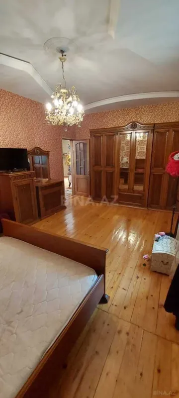 Satılır 7 otaqlı həyət evi 143 m²