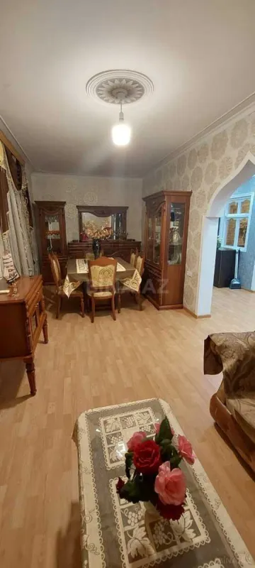 Satılır 7 otaqlı həyət evi 143 m²
