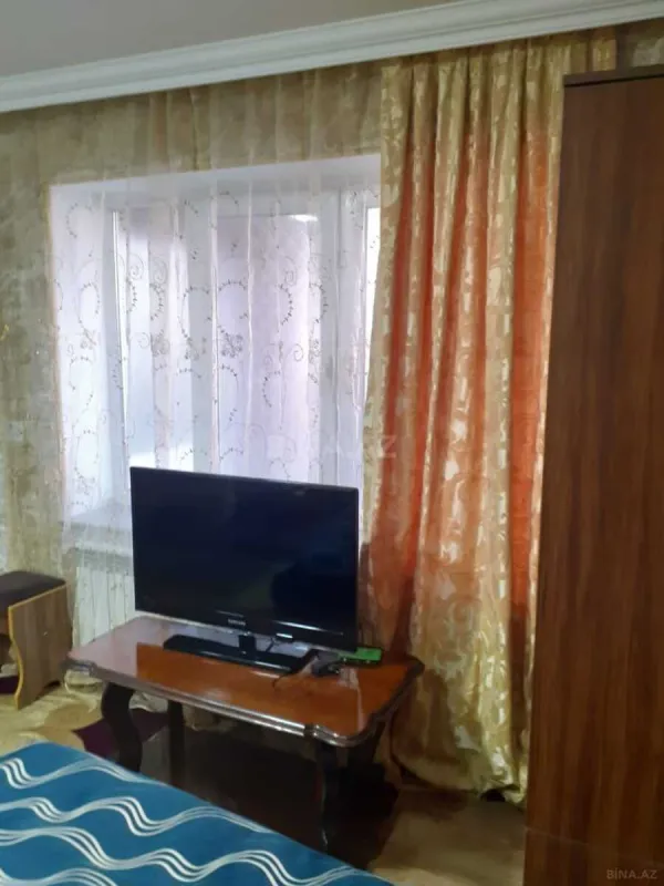 Satılır 7 otaqlı həyət evi 143 m²