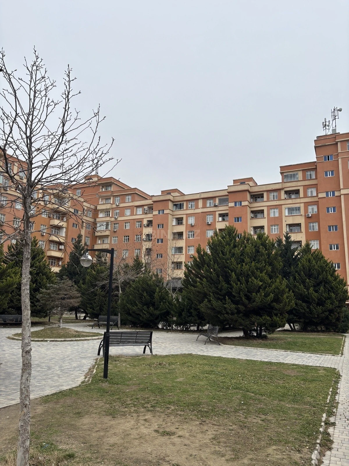 Satılır 3 otaqlı mənzil 70 m²