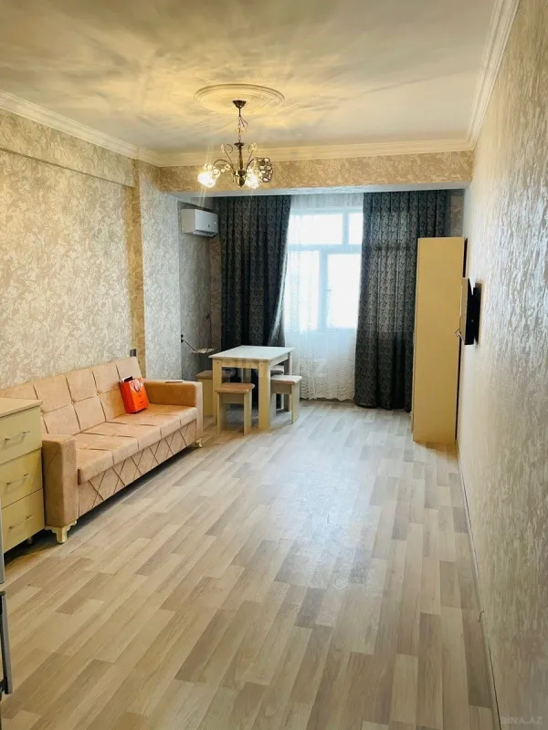 Satılır 1 otaqlı mənzil 30 m²