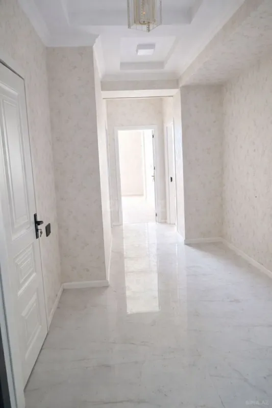 Kirayə verilir 2 otaqlı mənzil 73 m²