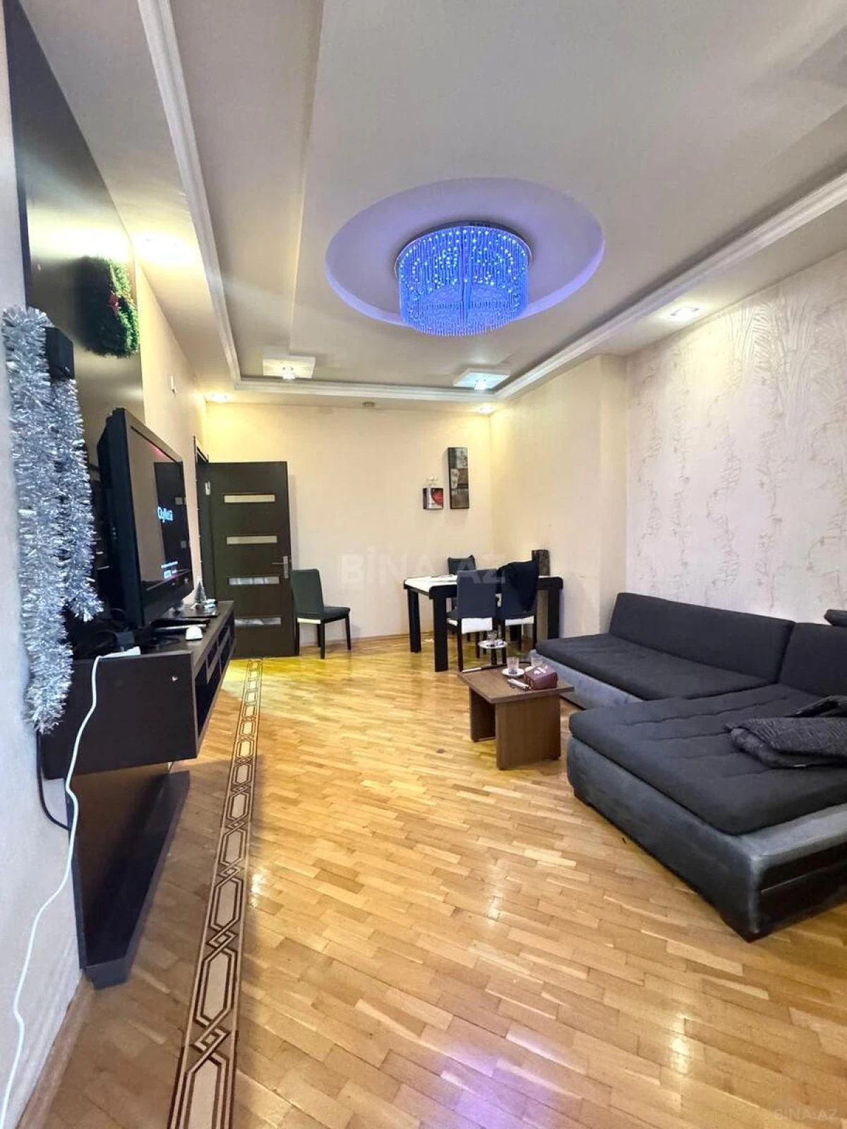 Satılır 2 otaqlı mənzil 85 m²