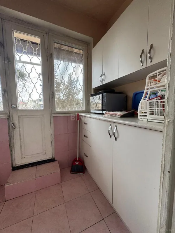 Satılır 4 otaqlı mənzil 80 m²