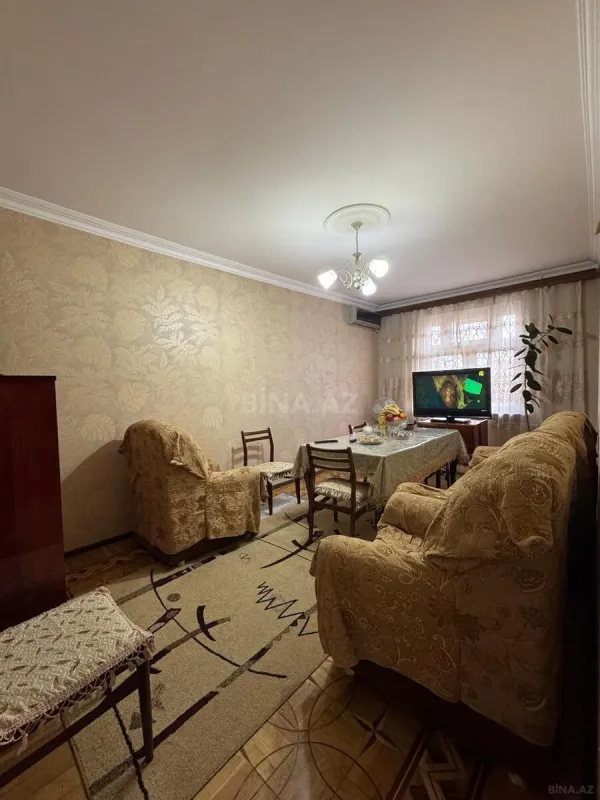 Satılır 4 otaqlı mənzil 80 m²