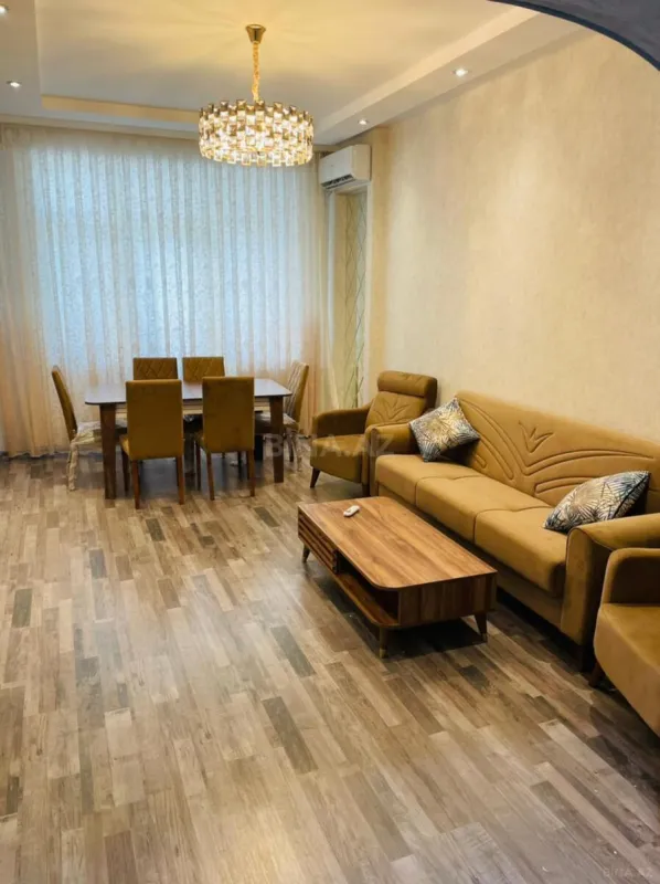 Kirayə verilir 3 otaqlı mənzil 105 m²