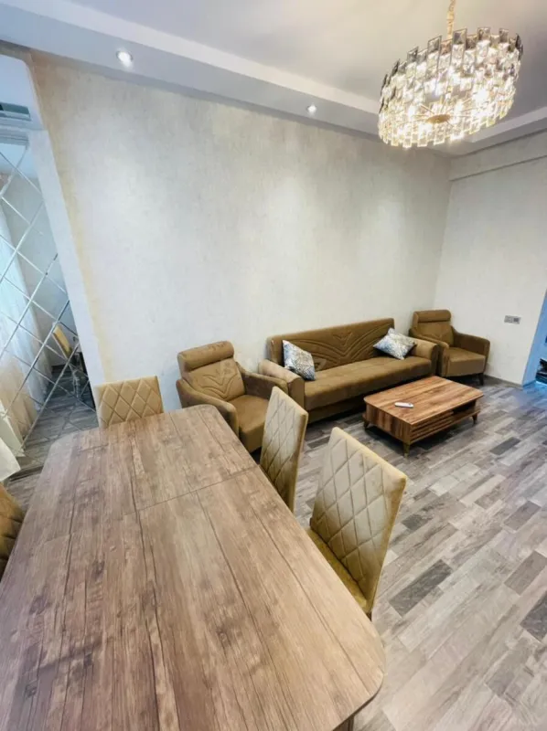 Kirayə verilir 3 otaqlı mənzil 105 m²