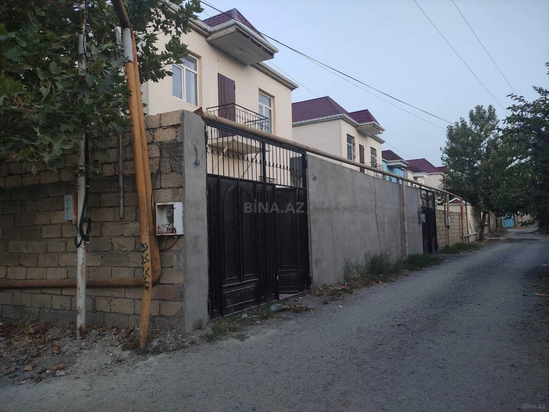 Satılır 4 otaqlı həyət evi 170 m²