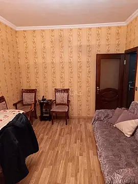 Kirayə verilir 2 otaqlı mənzil 66 m²