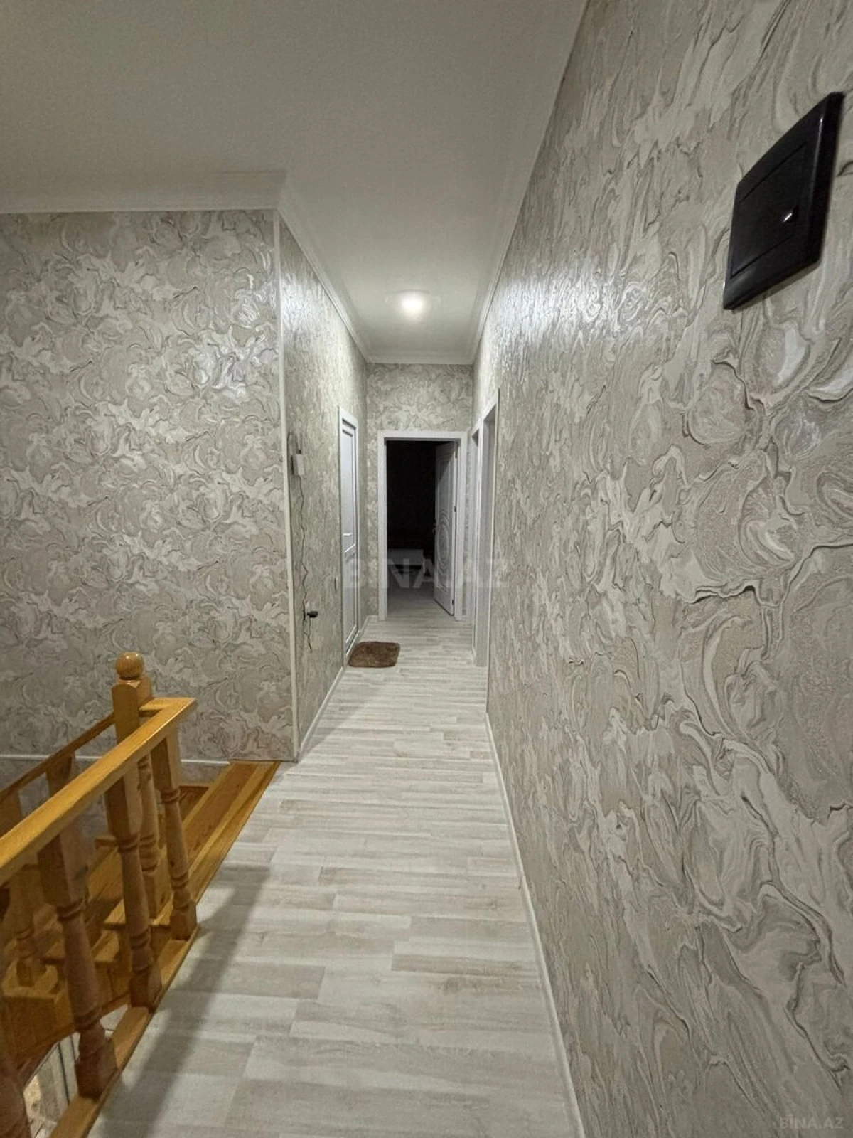 Satılır 5 otaqlı həyət evi 158 m²