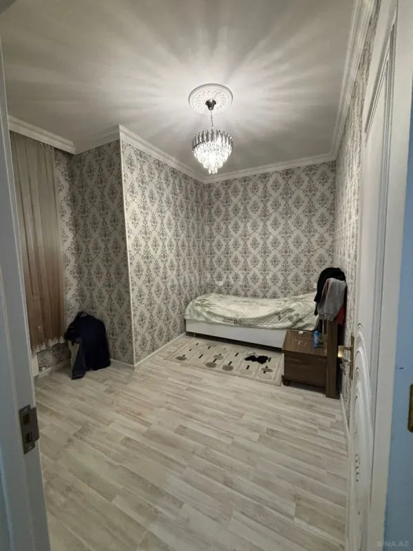 Satılır 5 otaqlı həyət evi 158 m²