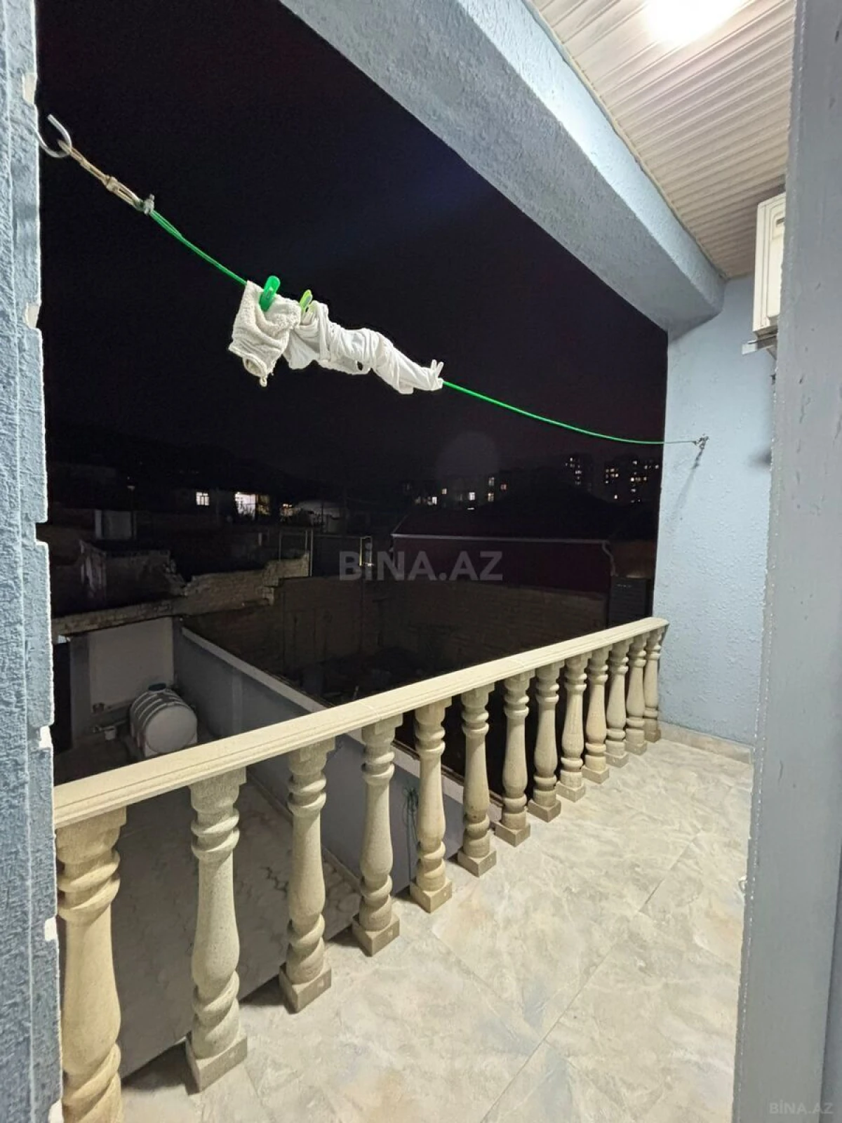 Satılır 5 otaqlı həyət evi 158 m²