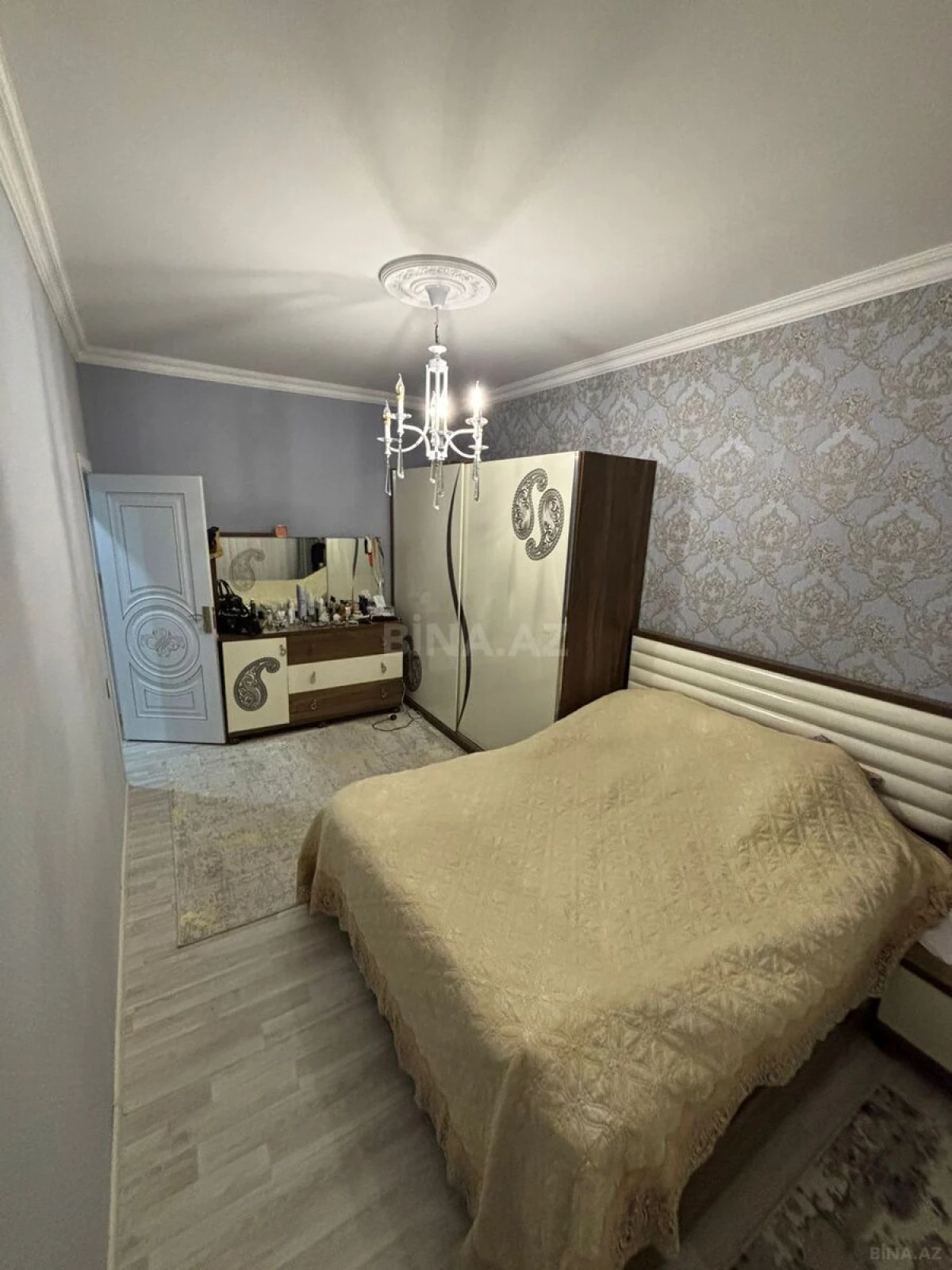 Satılır 5 otaqlı həyət evi 158 m²