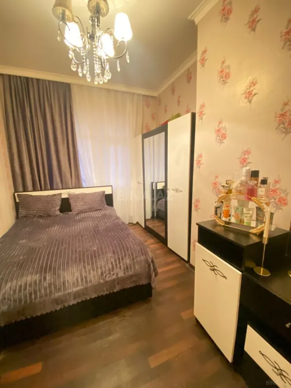Satılır 3 otaqlı mənzil 72 m²