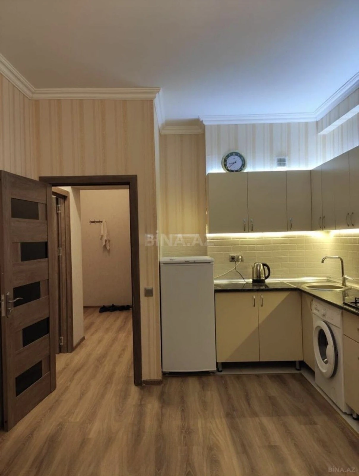 Kirayə verilir 2 otaqlı mənzil 60 m²