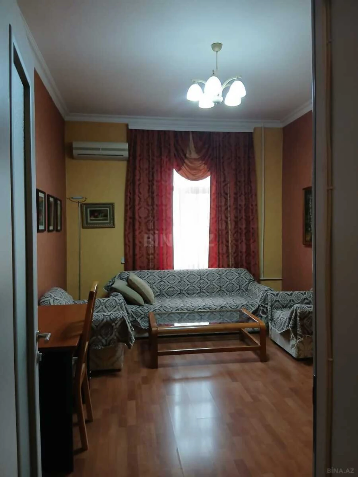 Kirayə verilir 2 otaqlı mənzil 60 m²