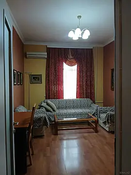 Kirayə verilir 2 otaqlı mənzil 60 m²