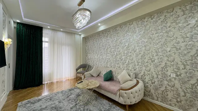 Satılır 2 otaqlı mənzil 69 m²