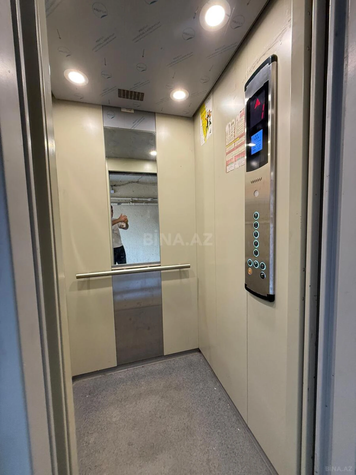 Satılır 3 otaqlı mənzil 90 m²
