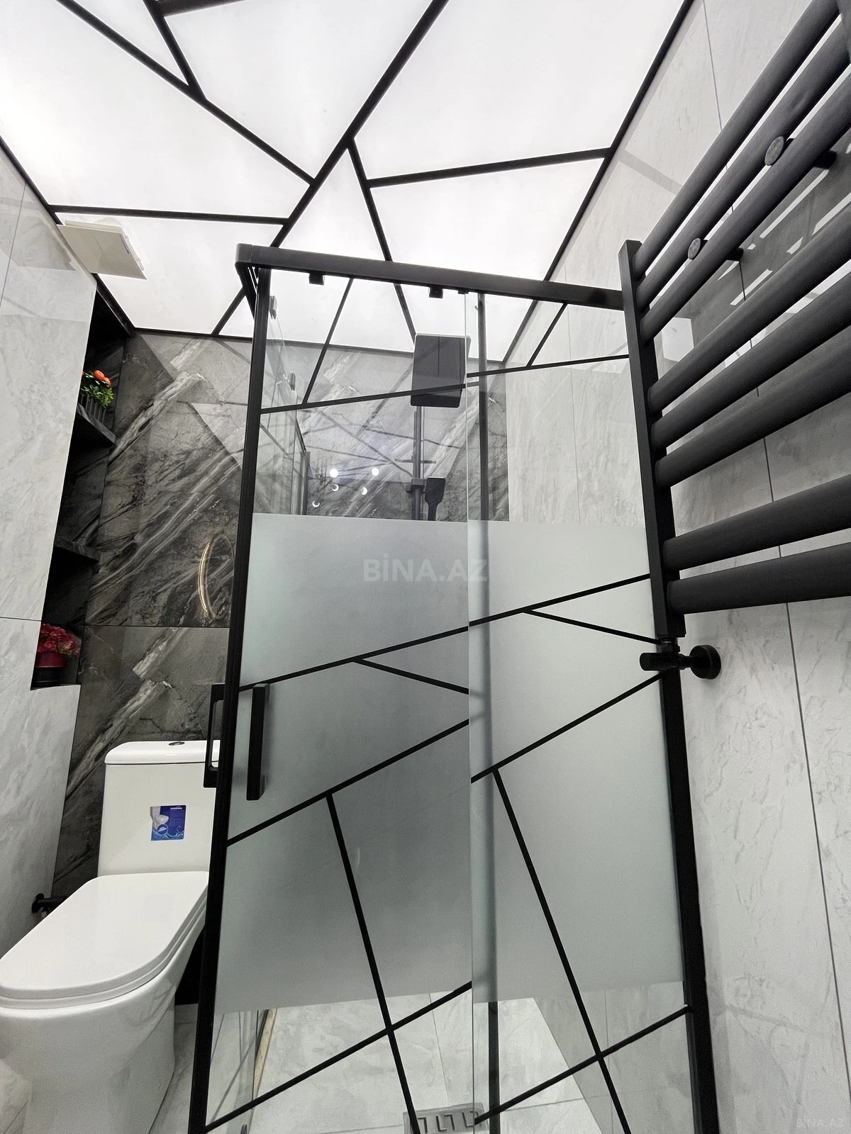 Satılır 2 otaqlı mənzil 62 m²