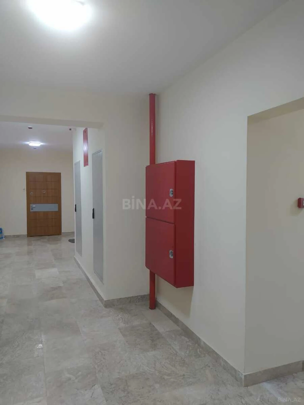 Satılır 2 otaqlı mənzil 62 m²