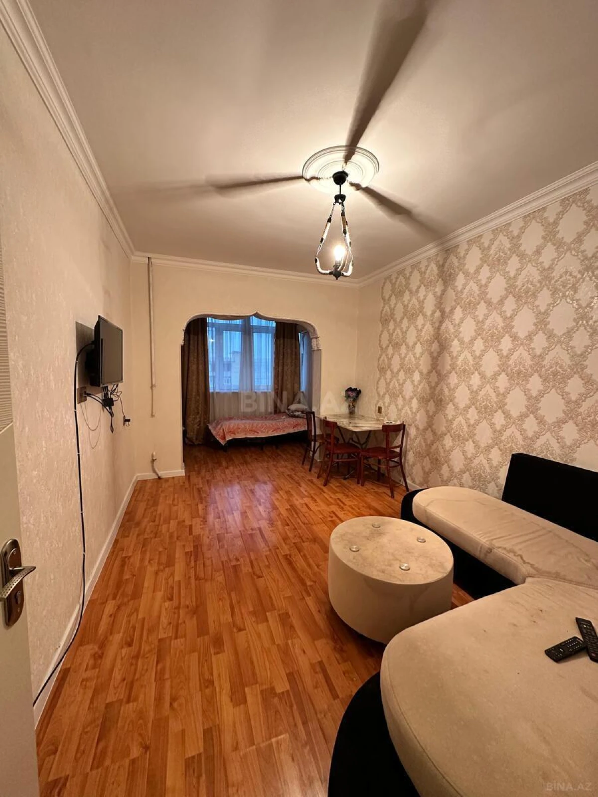 Satılır 2 otaqlı mənzil 65 m²