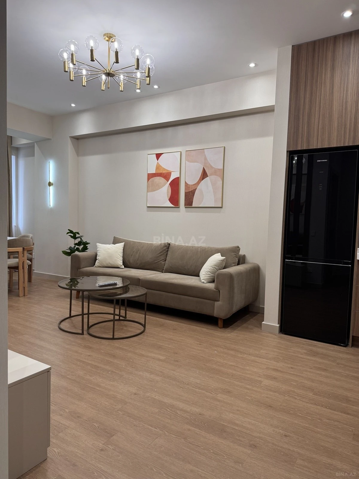 Satılır 2 otaqlı mənzil 67.1 m²