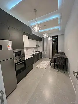 Kirayə verilir 2 otaqlı mənzil 100 m²