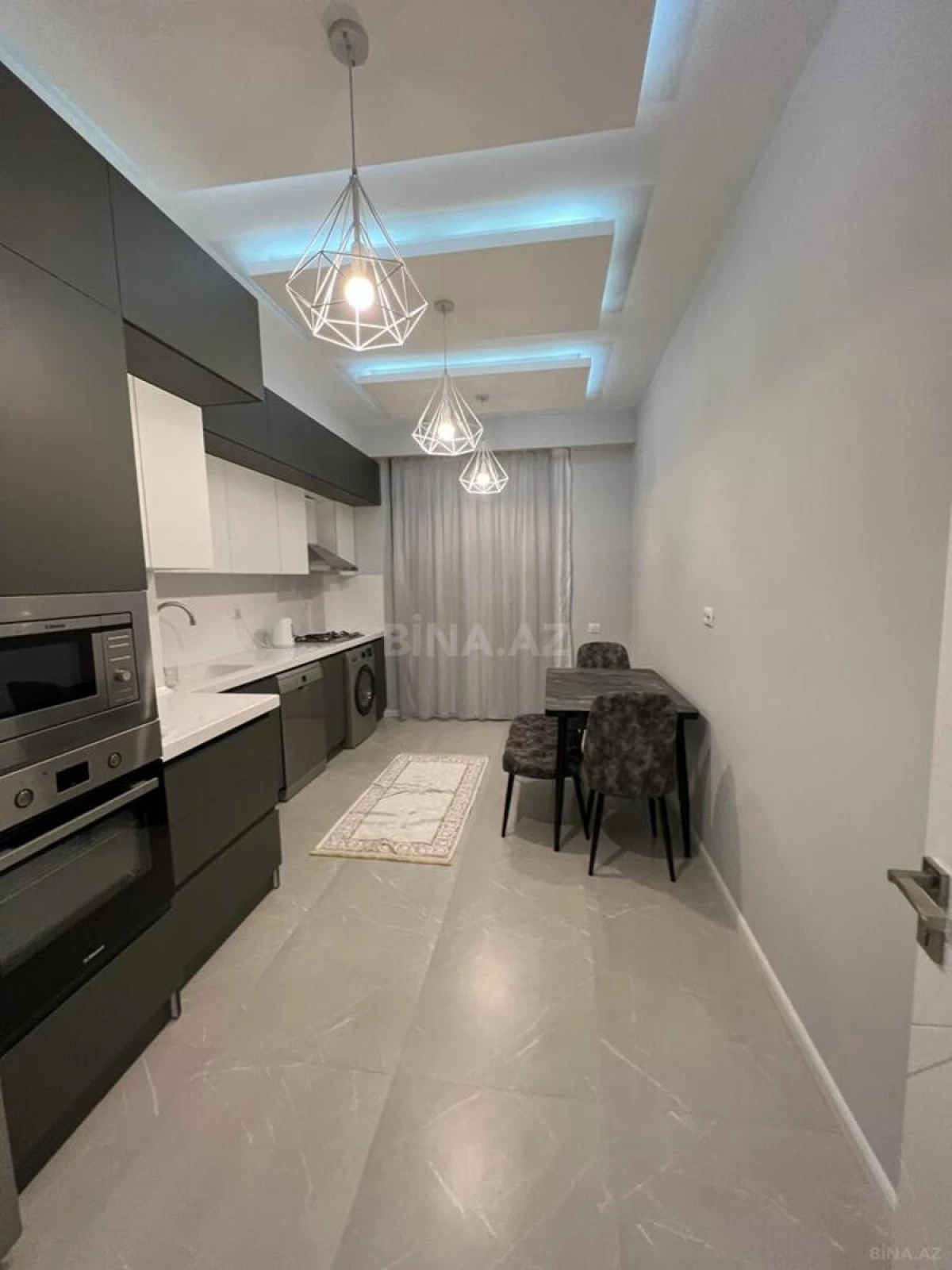 Kirayə verilir 2 otaqlı mənzil 100 m²
