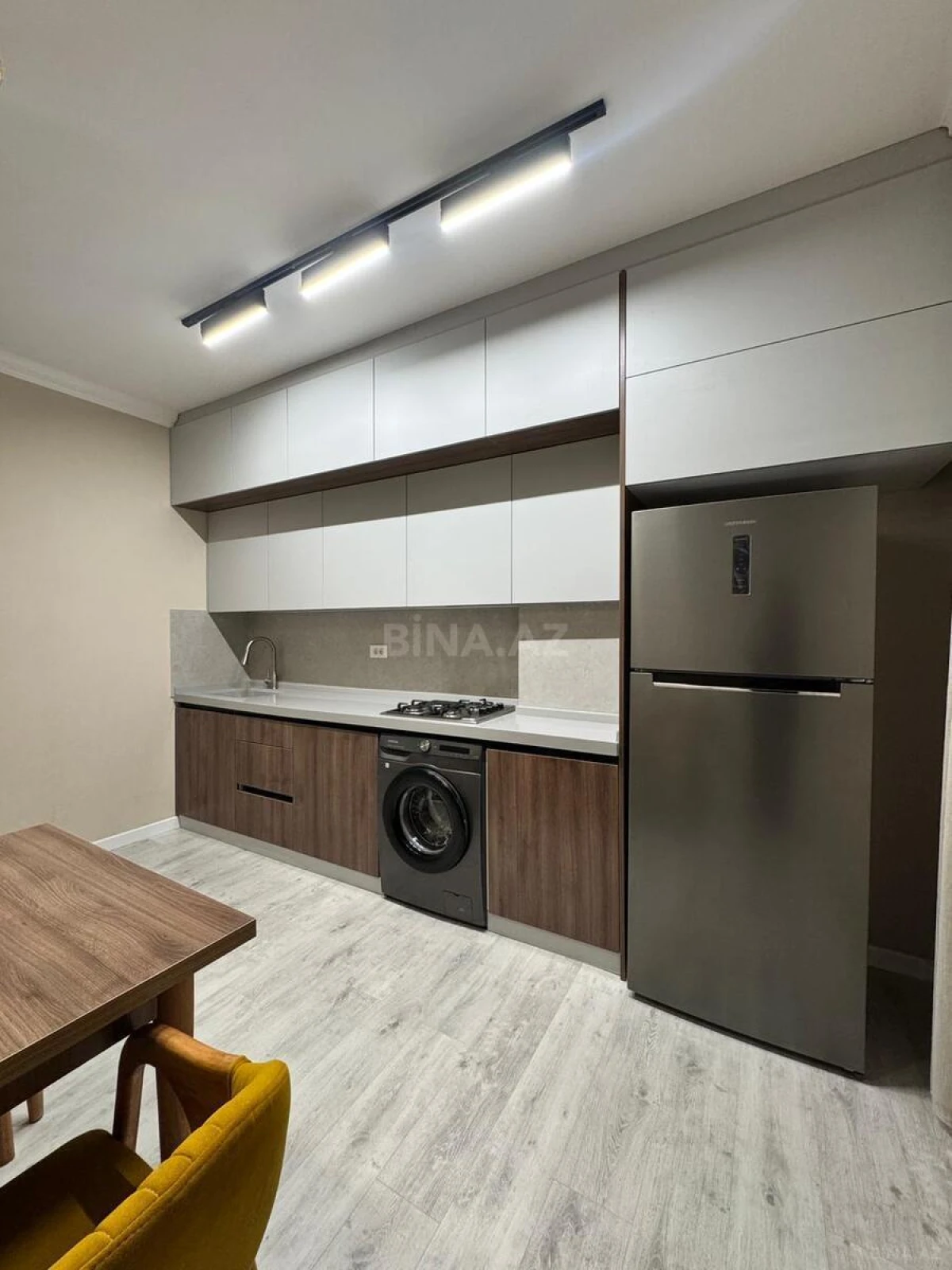 Satılır 3 otaqlı mənzil 90 m²
