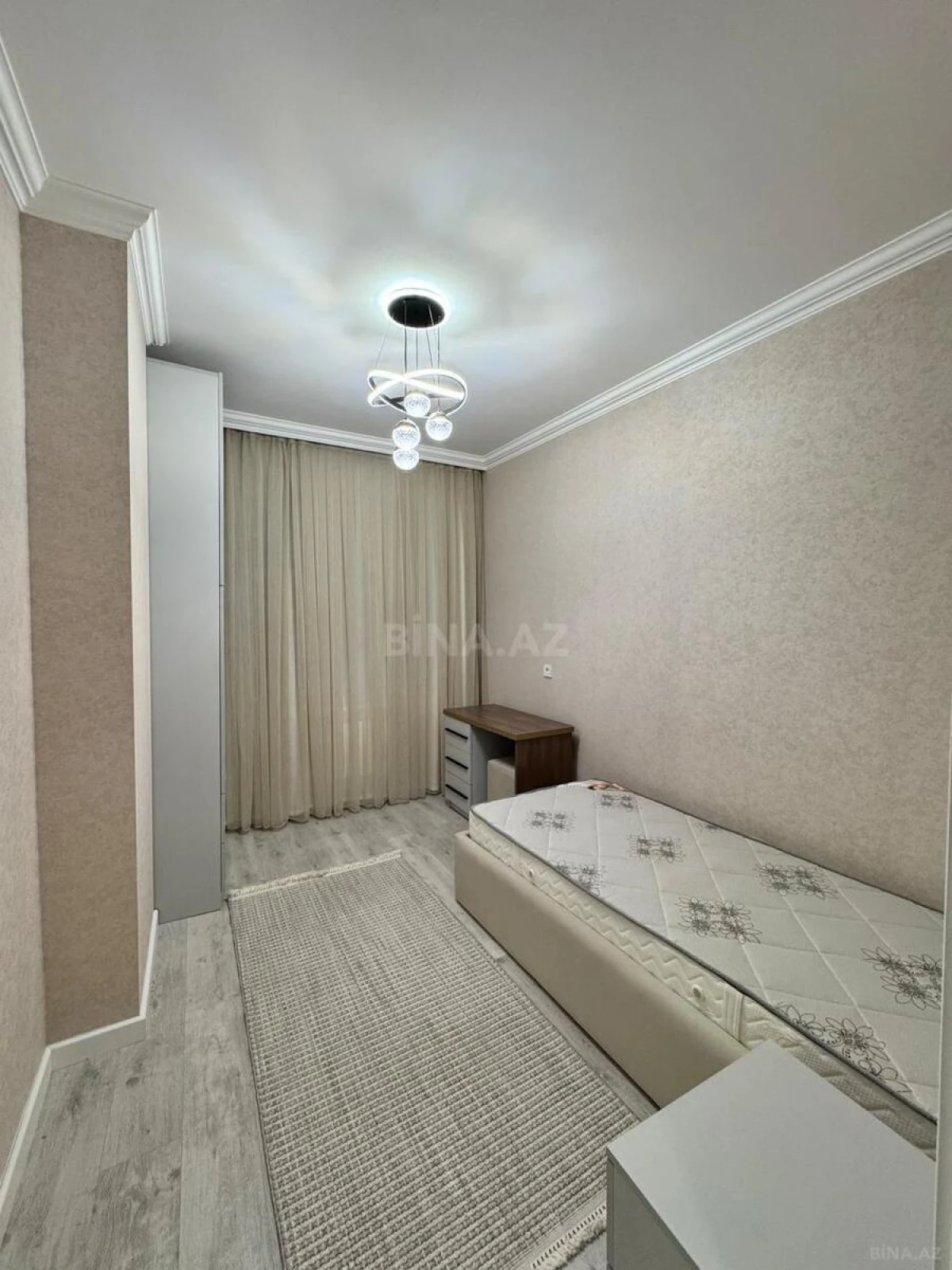 Satılır 3 otaqlı mənzil 90 m²