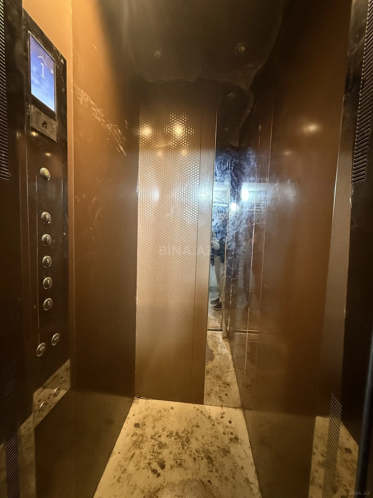 Satılır 3 otaqlı mənzil 100 m²