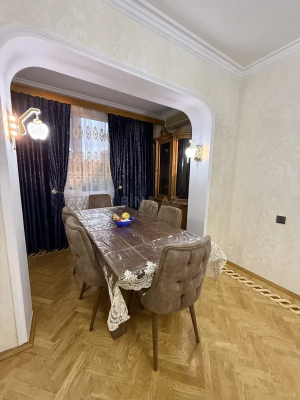 Satılır 3 otaqlı mənzil 100 m²