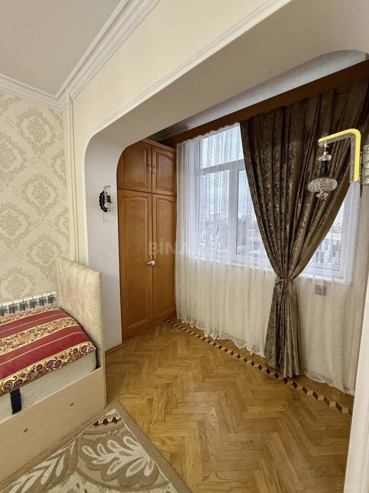 Satılır 3 otaqlı mənzil 100 m²