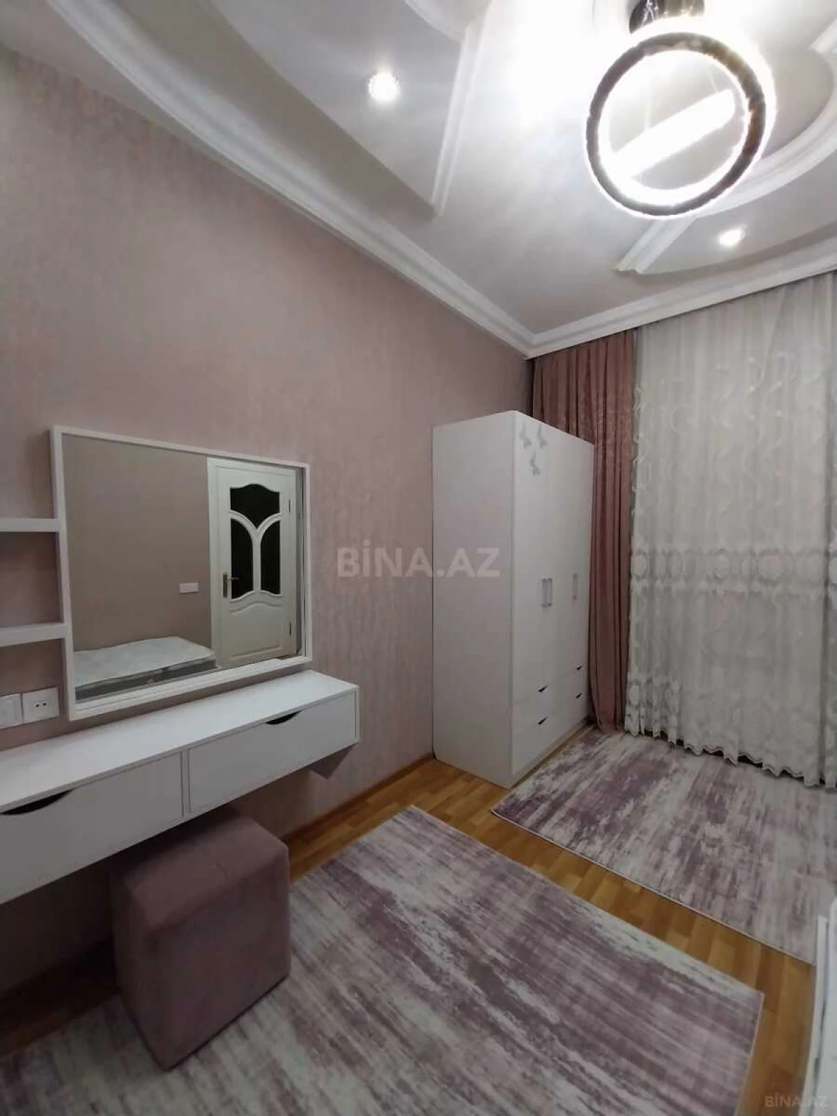 Kirayə verilir 3 otaqlı mənzil 90 m²