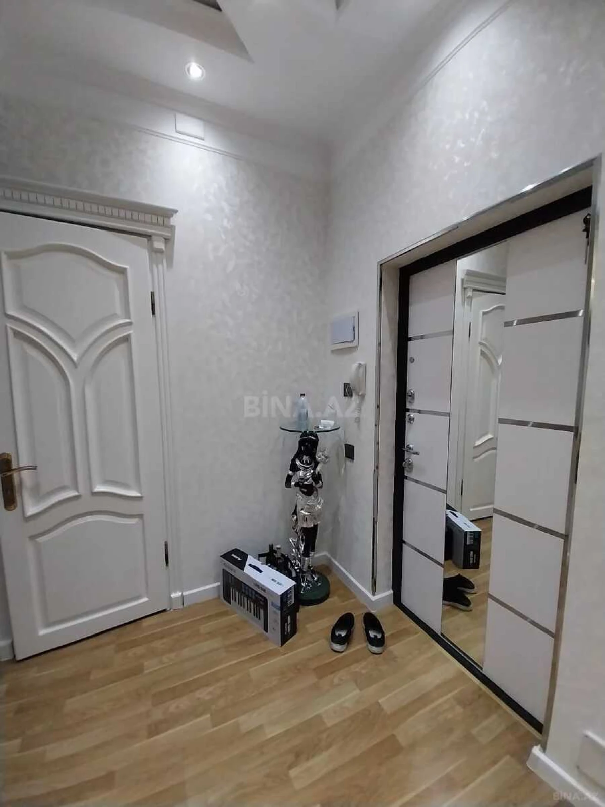 Kirayə verilir 3 otaqlı mənzil 90 m²