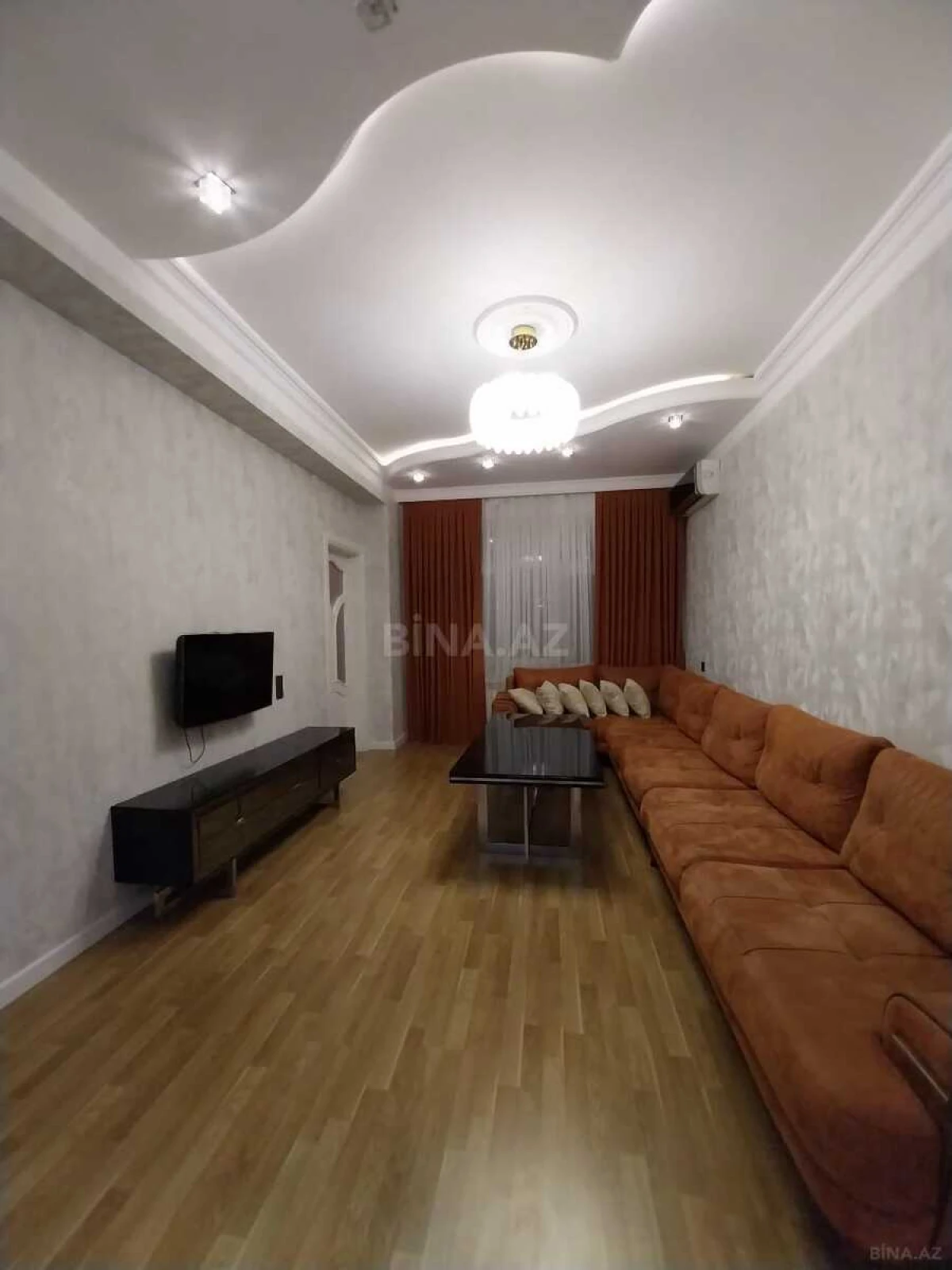 Kirayə verilir 3 otaqlı mənzil 90 m²