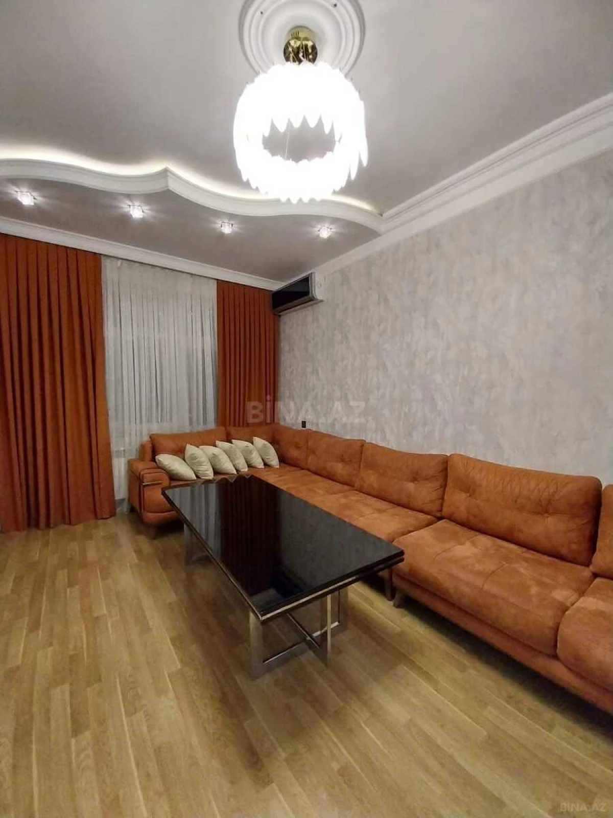 Kirayə verilir 3 otaqlı mənzil 90 m²